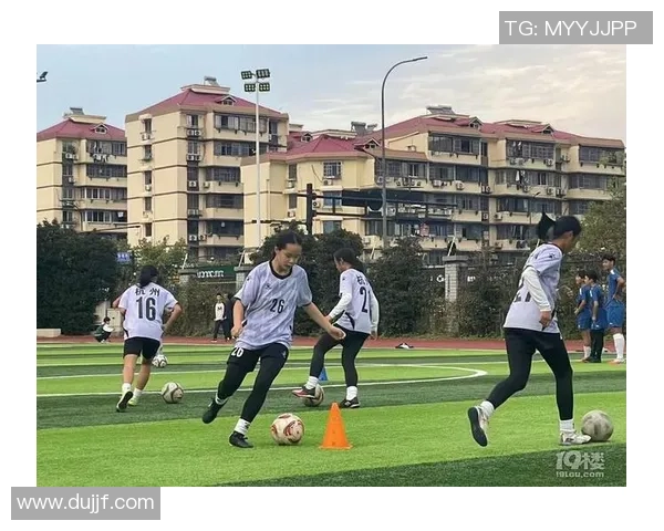 聚焦足球：杭州足球队的实力话题